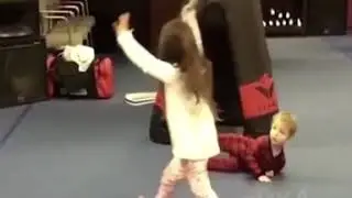 ХММ,Я ВЕДЬ ТОЖЕ ТАК СМОГУ!😂