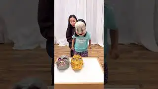 Cute kid pranks mom 🤣😱👧🏻🌈🌈✅🚀😭🤯