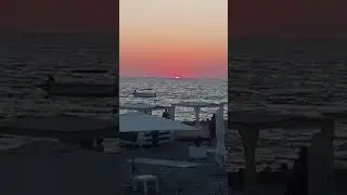 Солнце нырнуло в море буквально за минуту