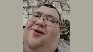 Булочка с сосискою