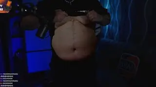МАРК ГУАКАМОЛЕ ПОКАЗАЛ ПУЗО НА СТРИМЕ #нарезки #гуакамоле #guacamole #twitch