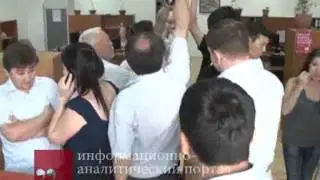 В этом  сезоне в ГКНБ в моде Мавры