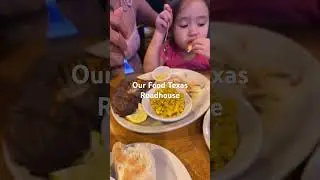 Our FOOD Texas Roadhouse yummy 😋 