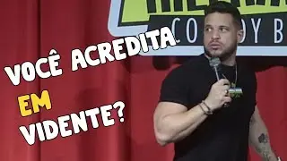 TÁ CHEGANDO O ANO NOVO - FLAVIO ANDRADDE - STAND UP COMEDY