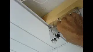 Как обшить потолок пластиковой вагонкой