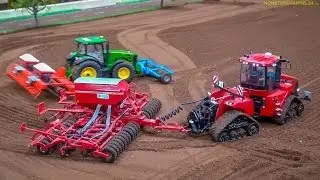 RC Tractors John Deere, Case and Fendt at work! Siku Farmland in Neumünster, Germany.