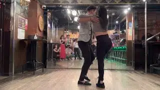 Ryu & Yazoo Sensual Bachata Lesson @El Cafe Latino