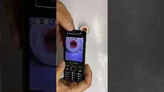 nakakita kanaba ng cellphone na iisa ang camera peru pwd gamitin sa likod at sa harap