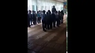 Зарядка на перемене для первоклассников  Charging on the reverse for first graders