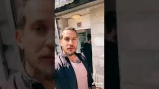 البنات دى اهاليهم فين بيقولو كلام قذر البس السماعه احه