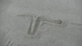 How to use a trash hold metal detector on the beach