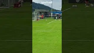 🧤 Muslera bildiğimiz gibi...