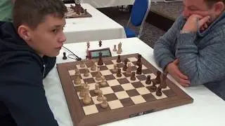 GM Andrey Esipenko - GM Daniel Fridman, London System, Blitz chess