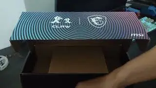 Unboxing MSI CLAW Intel Ultra 7