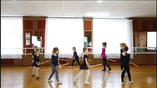 Зацокали копытца, Танец для детей