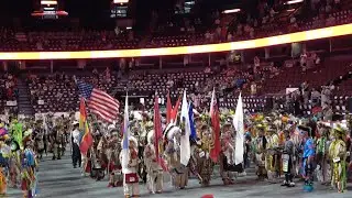 Calgary Stampede features competitive powwow at the Saddledome