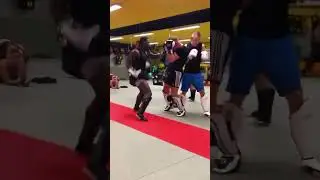 ЗРЯ ОН ТАК ПОСТУПИЛ… (@sparrwars)