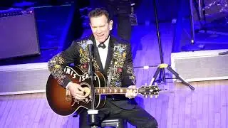 Chris Isaak Washington Square Its Almost Christmas Tour Orpheum Theatre Los Angeles CA USA 12-12-23