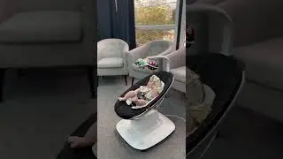 mamaRoo New – единственные электронные качели, которые повторяют движения рук родителей. #mamaroo