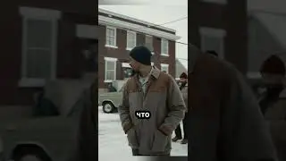 Этот человек полностью контролирует свой город. 