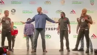 Стычка на взвешиваний 
