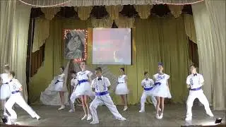 Поздравление от детей всем мамочкам🌹