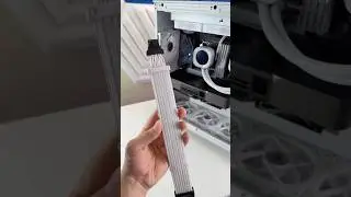 Lian Li Strimer Plus V2 12VHPWR cable doesn’t work with the 5090 FE 🥲