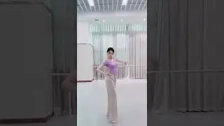 The Soft Dance of the Purple Girl is a Joy to Watch 💜💃 