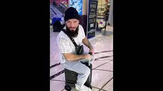Магомед Исмаилов в АЭРОПОРТУ😅