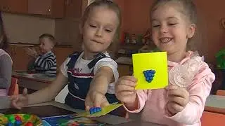 Заняття з ліплення в дитячому закладі Старша група