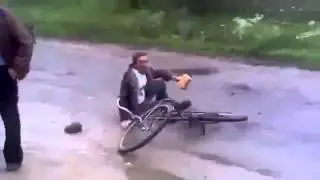 Собака и велосипедист прикол