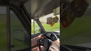 Когда не сдала на права и гоняешь по полю
