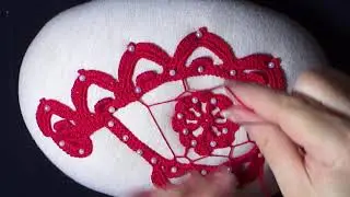 Lesson 9. Red dress. Sewn mesh in Irish lace. Filling the middle of a paisley.