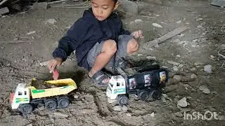 Bermain Truk Pasir Truk Oleng Angkut Pasir