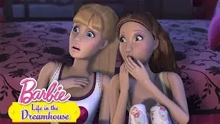 ¡PIJAMADA DEL TERROR CON BARBIE! 😱💜✨ | Barbie Life In The Dreamhouse | Barbie en Español Latino