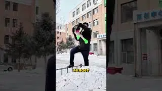 Самый плотный снежок!