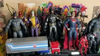 Selling Hot Toys Batman, Spider-Man, Transformers & More at Toy Fusion With Jon Bailey On Sunday!