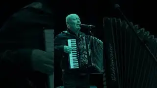 Душевная песня! 