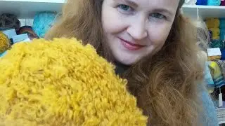 Вязальные будни. Буклированная пряжа. Шапки на заказ. Продвижения по пуловерам. Игрушки.