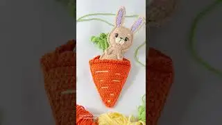 Вязаный зайчик в морковке | Мини игрушка крючком 
