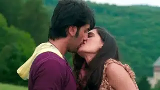 Ranbir Kapoor Tongue Kissing 😘 With Nargis Fakri