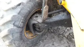 JCB 3 CX Потек Поворотный Кулак