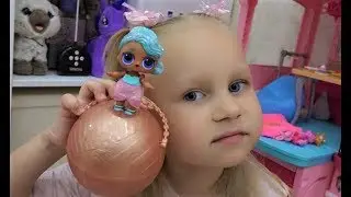 Alice shows her dolls LOL ! LOL surprise doll for kids kid and accessories
