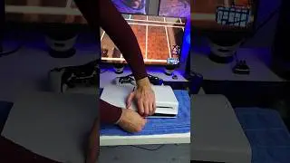 Как у PS5 Slim снять дисковод 