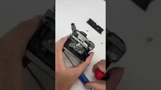 Fiber cleaver blade adjustment