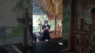 nggodain orang pacaran di tengah jalan