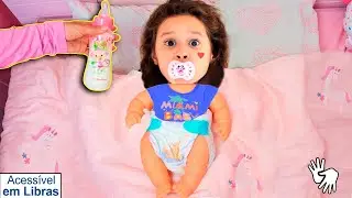 Valentina turned into a baby! 👋🏻 LIBRAS 👋