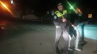 ты кто? маньяк преследует ночью?!