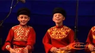Образцовый театр ложкарей «Холмичи». 