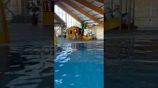 Я освободился и съездил с мелкими в аквапарк #абзаково #аквапарк #свобода #свободуполитзаключенным